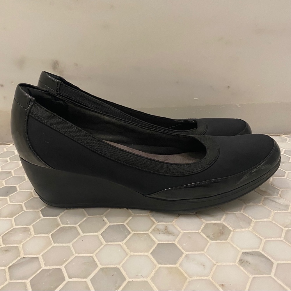 Clark’s Black Wedge